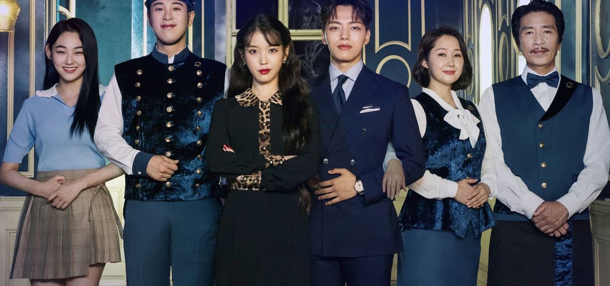 Hotel Del Luna
