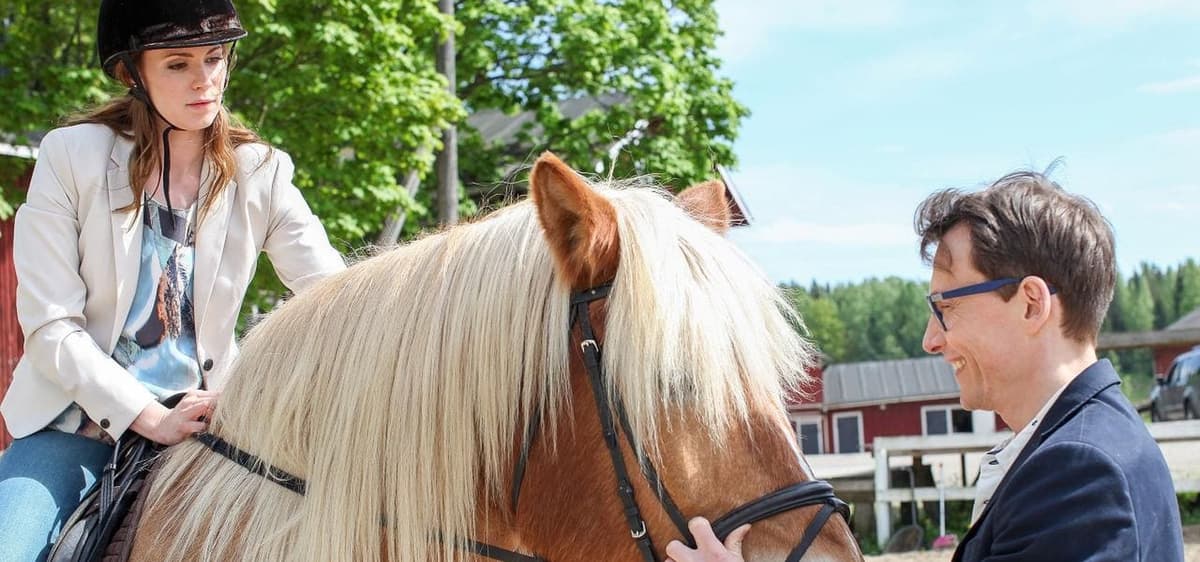 Mustat lesket
