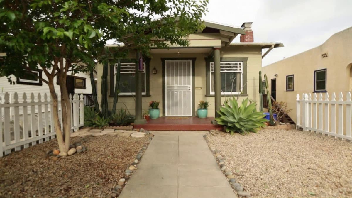 Tiny House Hunting