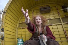 Melanie Hill