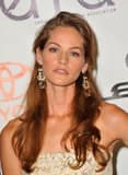 Kelly Overton