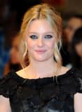 Romola Garai