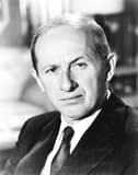 Milton Selzer