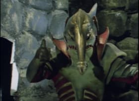 The Shocker Leader Appears! Riders in Danger