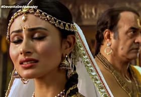 Sati tries to give up her life