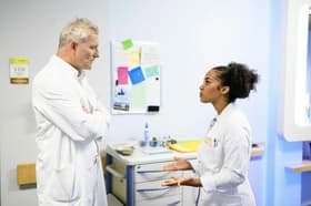 Ungewollt gerät Imani mit Dr. Bach heftig aneinander