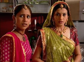 Jagdish helps anandi
