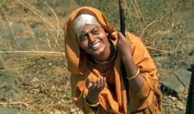 Lakshmi appears before Daksh