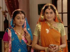 Sugna remembers her memories with pratap