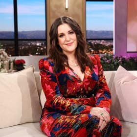 Melanie Lynskey/Brooklyn Peltz Beckham