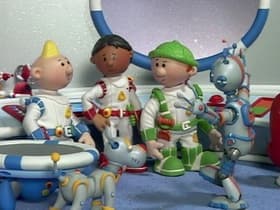Scooperbot Hide and Seek