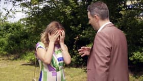 Isabelle wird von dem Verlust von Nathalie eigenholt
