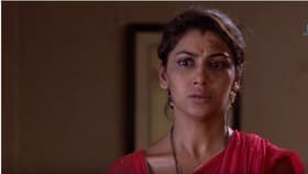 Abhi gets his memory back and Pragya finds her father in jungle.