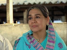 Shyam challenges jagdish to play 'gilli danda'