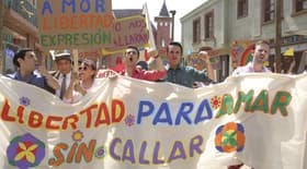 Vista Hermosa marchó para apoyar el amor de Francisco y Lorenzo
