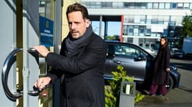 Jenny vereitelt Justus' Treffen mit Manon Dubois