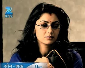 Pragya has Lost in Love with Abhi