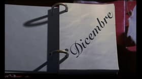Dicembre - Donne rivali in amore