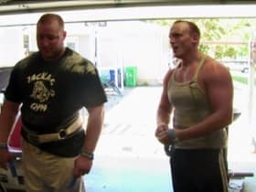 Eats Detergent/Strongman