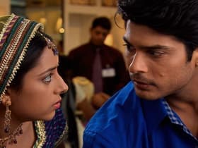 Anandi is Elated to See the Ring