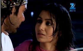 Abhi and Pragya first meeting