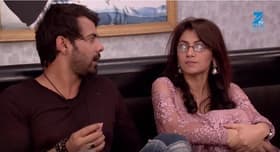 Abhi tries to Know that Pragya loves him or not, As he feels something for Pragya